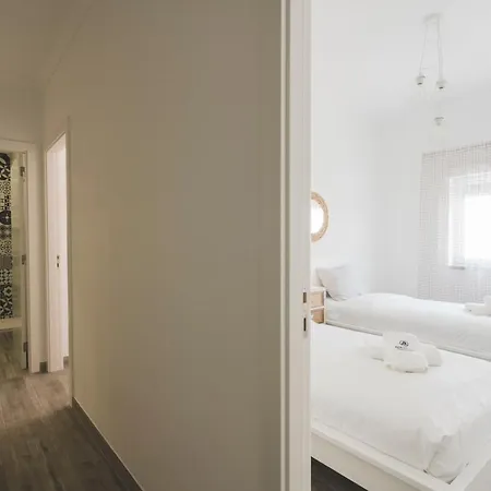 Apartment 80 - Peace House *