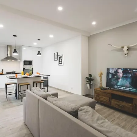 80 - Peace House Apartment Ferrel (Leiria)
